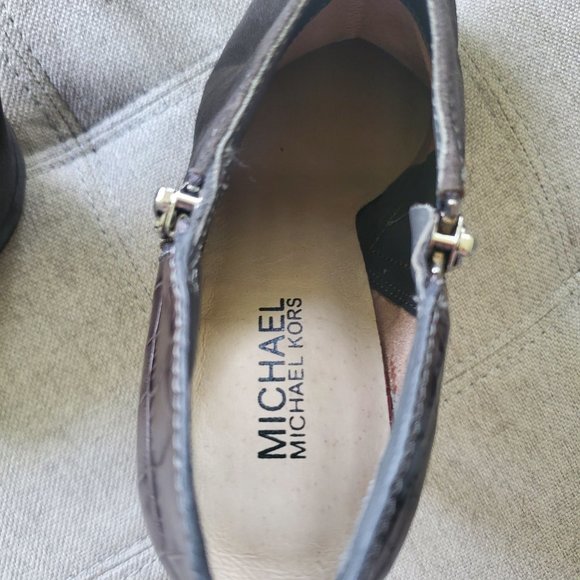 Michael Kors suede/leather booties. Size 7. - Picture 4 of 5